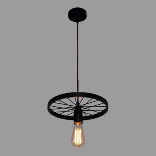 Industrial Black Metal Wagon Wheel Pendant Lamp For Restaurants 1 /