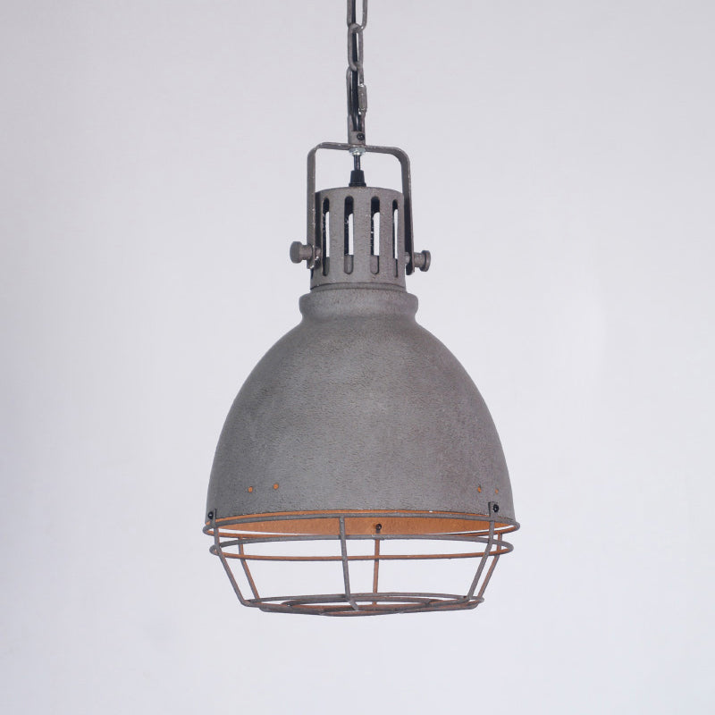 Industrial Metal Pendant Ceiling Lamp: Single-Shade Suspension Lighting for Bistro