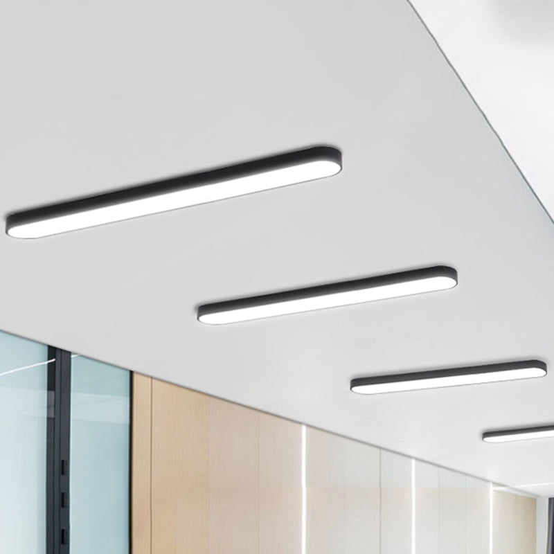 Sleek Aluminum LED Flush Mount Lamp: Elliptical Design for Minimalistic Meeting Rooms