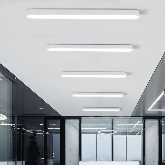 Sleek Aluminum LED Flush Mount Lamp: Elliptical Design for Minimalistic Meeting Rooms