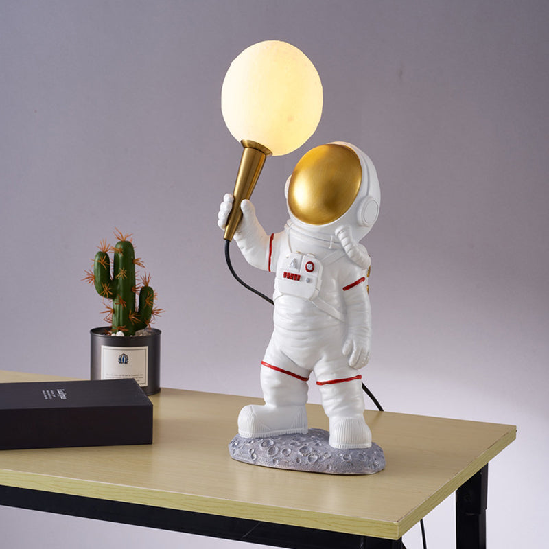 White Resin Spaceman Table Lamp - Creative Cartoon 1 Head Nightstand Light For Childs Room