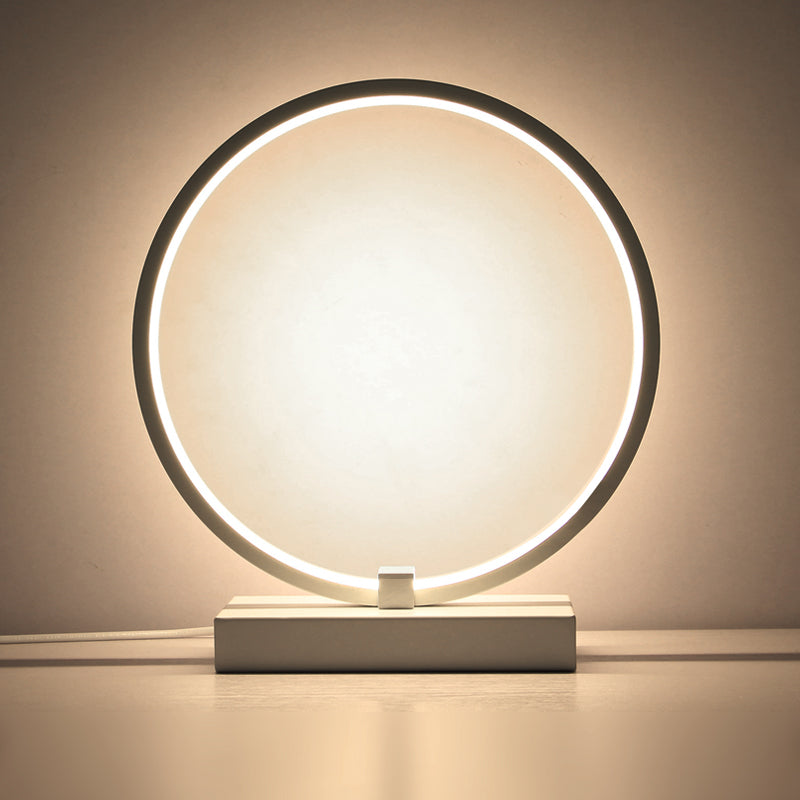 Minimalist Circular Led Night Table Lamp For Bedroom Décor