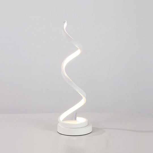 Minimalist Aluminum Led Table Light For Living Room With Line Art Night Lighting White / 3 Color