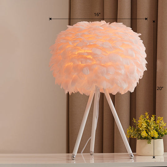 Nordic Style Feather Table Lamp - Spherical Accent Nightstand Light For Living Room