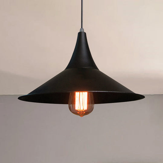 Modern Conic Shade Pendant Light in Black/White for Dining Table