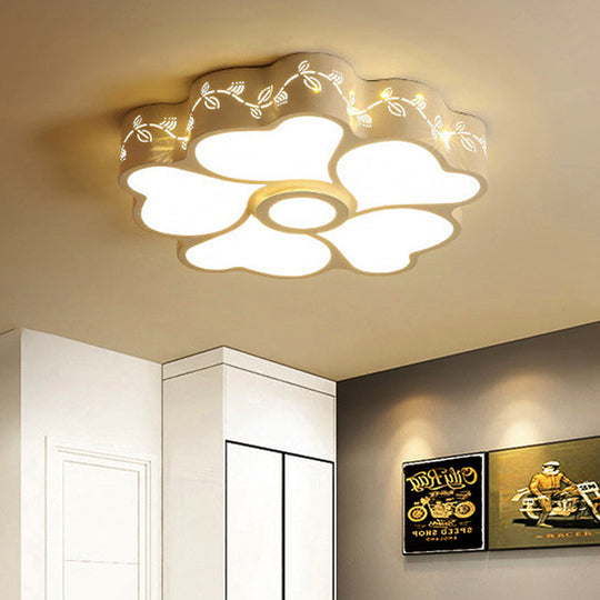 Art Deco Flush Mount Kid's Bedroom Ceiling Light in White Acrylic