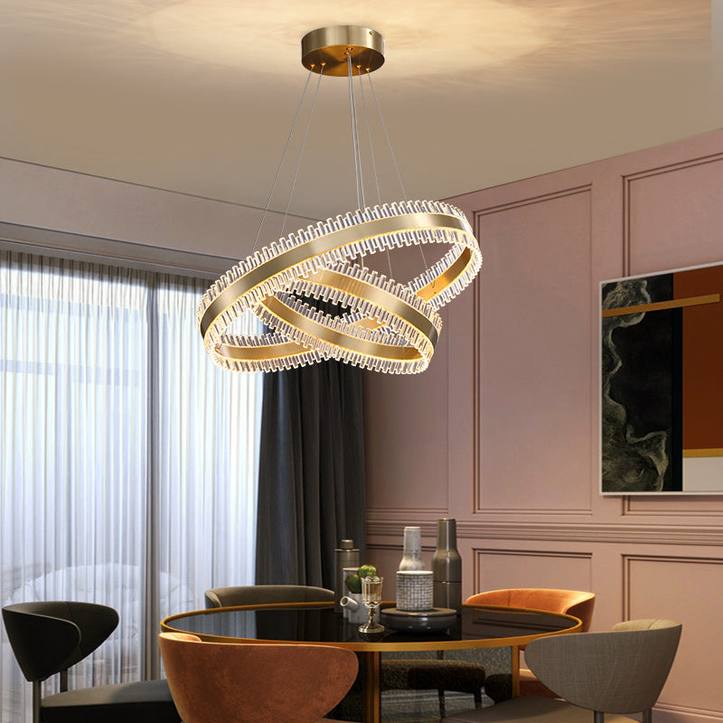 Lustre moderne à anneaux entrelacés - Suspension en métal pour salon