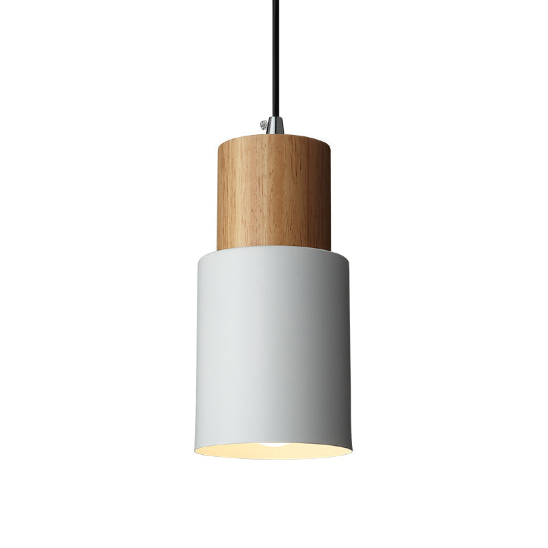 Simple Nordic Pendant Light For Restaurants & Coffee Shops - Modern And Creative Design