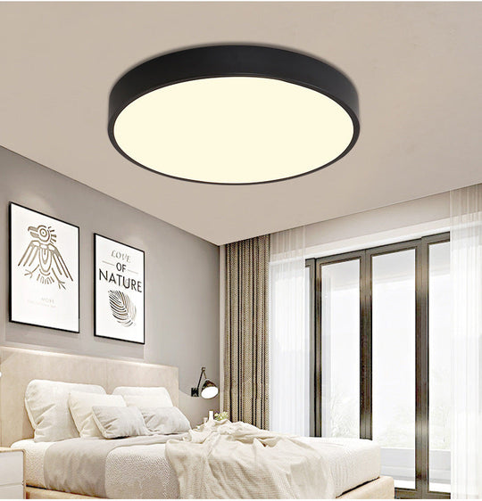 Sleek LED Ceiling Light: Modern Round Flush Mount Fixture for Bedroom