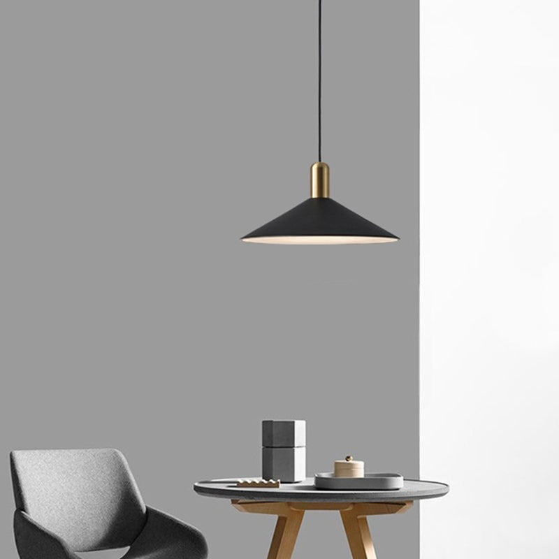 Black Cone-Shaped Retro Pendant Light - Metal Hanging Fixture