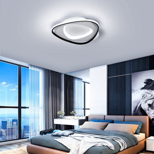 Modern Black Metal Led Triangle Flush Mount Ceiling Light For Bedroom