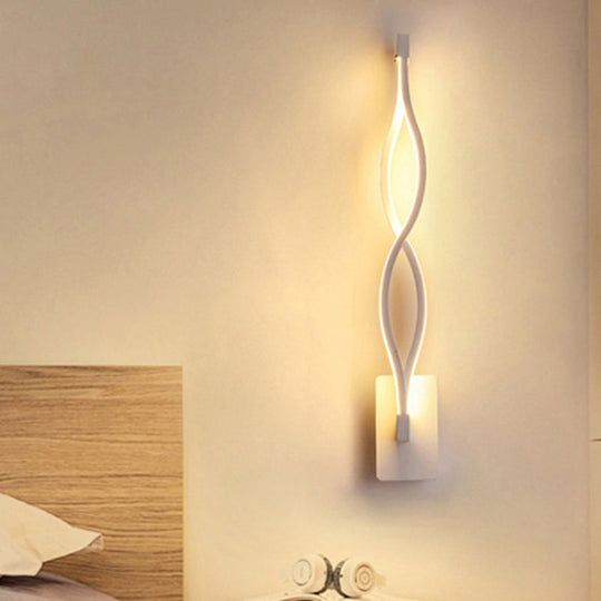 Nordic Simplicity Twist Shape Wall Mount Light Fixture For Living Room And Bedroom