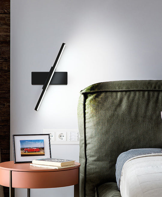 Modern Led Metal Bedside Wall Sconce With Rotatable Head