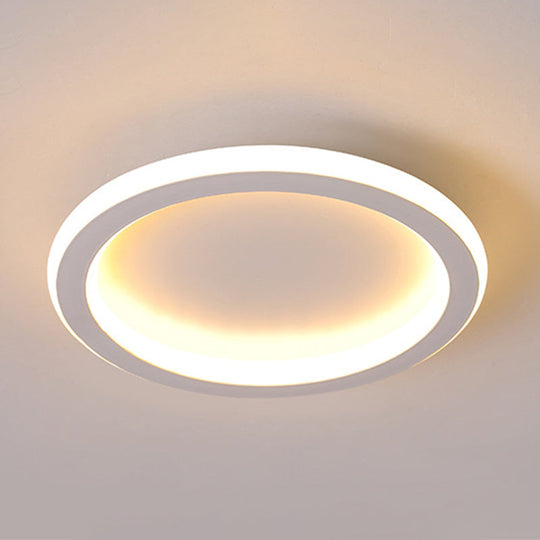 Modern Metal Geometric Led Ceiling Light Fixture | Flush Mount White / Round