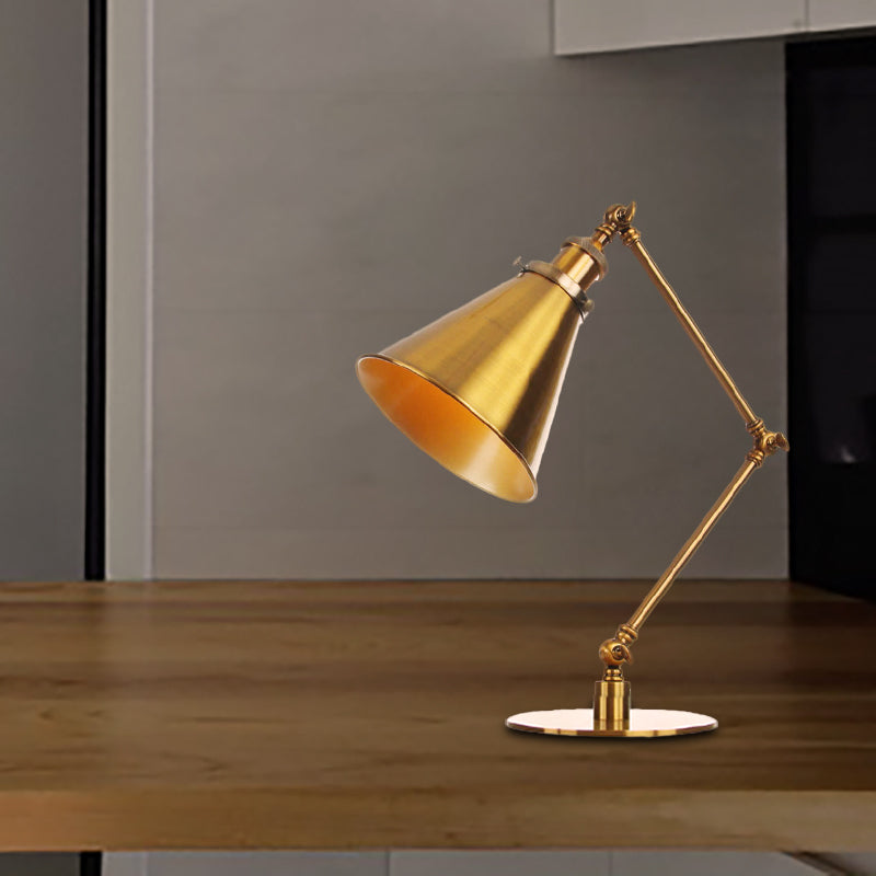 Stylish Flared Table Lamp - Industrial Metallic Accent With 1 Light For Dining Room Gold 8+8/8+8+8