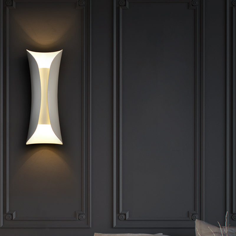 Modernist Metal Wall Lamp Sconce Curved 2-Light Fixture In Metallic Black/White Height Options: