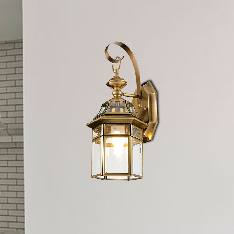 Brass Lantern Wall Lamp With Clear Glass Pane For Outdoor Lighting