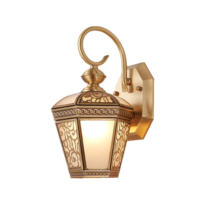 Geometric Brass Wall Light For Balcony - Traditional Design With Single Bulb 6/7.5 Wide