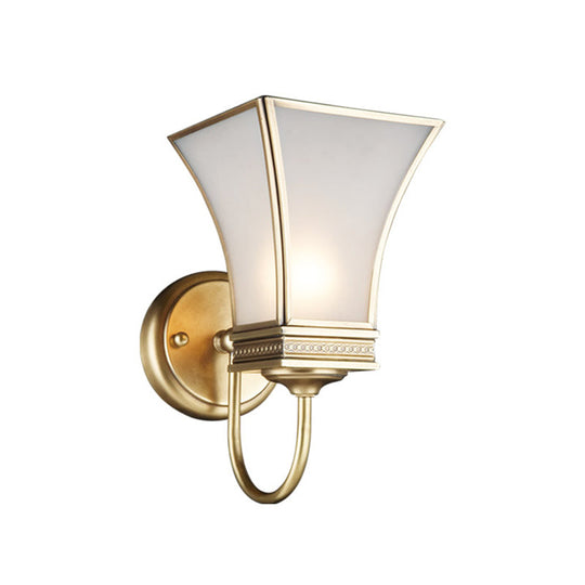 Traditional Bell Metal Wall Sconce With Brass Finish - Elegant Living Room Lighting Fixture