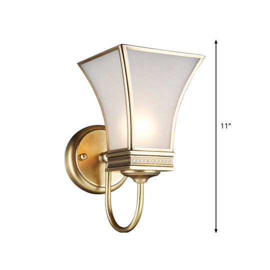 Traditional Bell Metal Wall Sconce With Brass Finish - Elegant Living Room Lighting Fixture