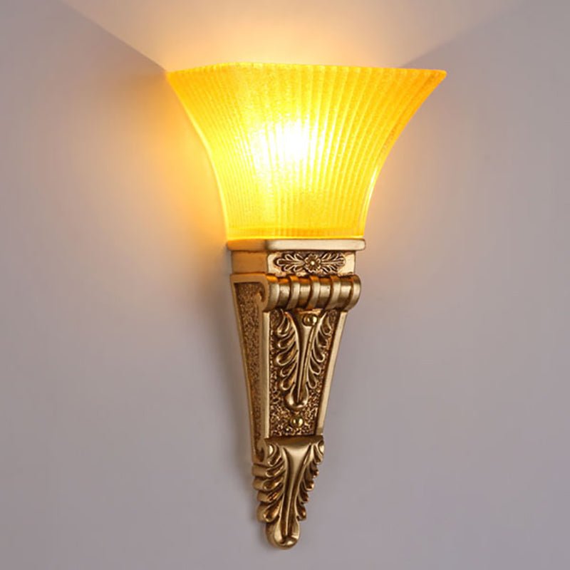 Modern Bell Wall Lighting - Yellow Glass And Resin Lamp In Gold/White For Foyer 14/19 W