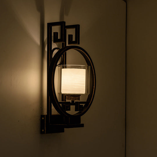 Black Cylinder Wall Light Fixture: Classic Clear Glass Sconce With Metal Circle - 1 For Corridor