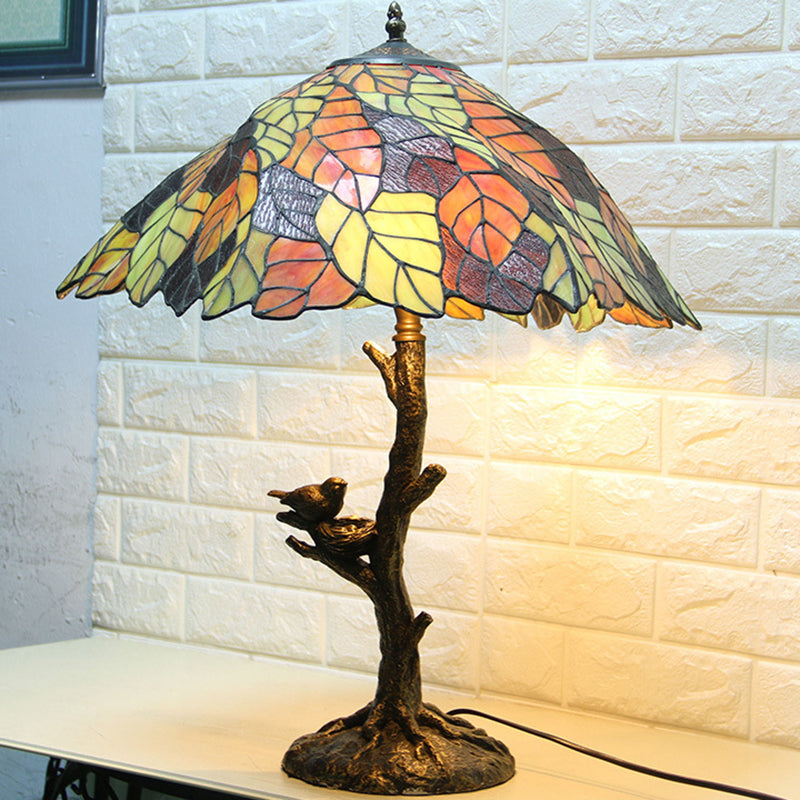 Mediterranean Leaf Stained Glass Table Lamp - Brass Finish Indoor Lighting