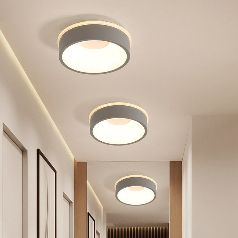 Plafonnier LED nordique moderne en gris/blanc : design triangulaire, rond ou carré