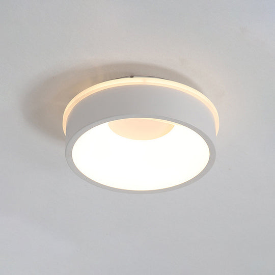 Plafonnier LED nordique moderne en gris/blanc : design triangulaire, rond ou carré