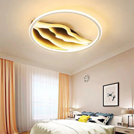 Stylish 16"/19.5" LED Ceiling Flush Mount in Acrylic Black and White – Warm/White Light for Bedroom