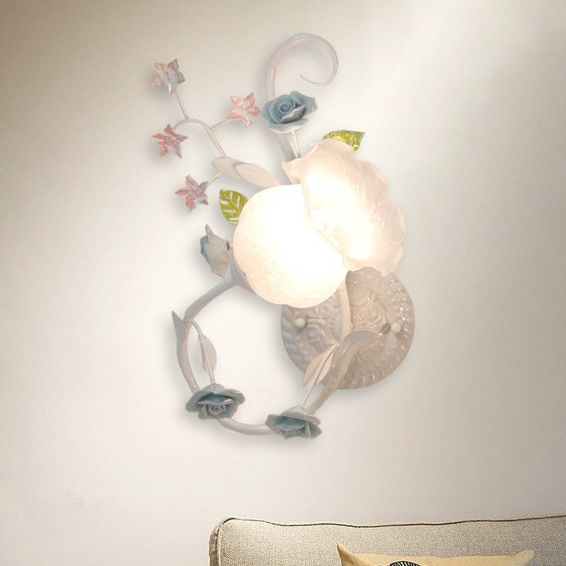 Countryside Glass Blossom Wall Lamp: Cream 1 Head Sconce Light In White/Pink - Left/Right Mount