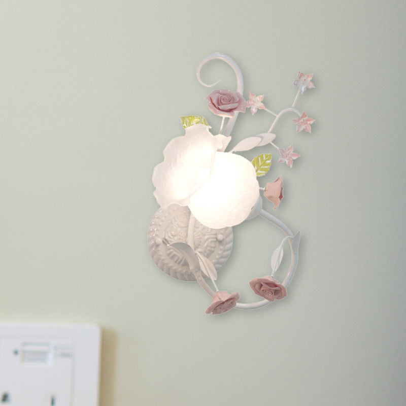 Traditional Floral Wall Mount Lamp - White Glass Sconce For Bedroom / Left