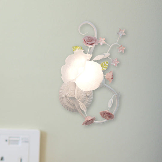 Traditional Floral Wall Mount Lamp - White Glass Sconce For Bedroom / Left