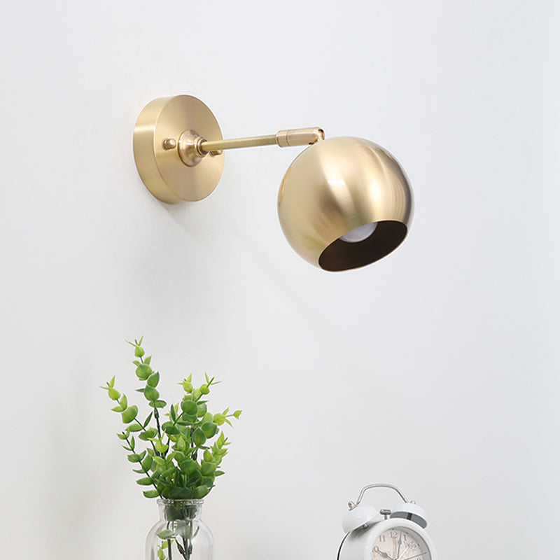 Modern Led Wall Lamp With Brass Dome And Metal Mount - Perfect For Living Rooms