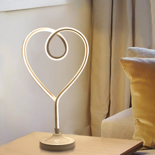 Gold/White Led Living Room Desk Light With Heart Acrylic Shade: Contemporary Task Lighting