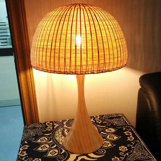 Trumpet Wood Desk Lamp - Asia Design With Bamboo Shade