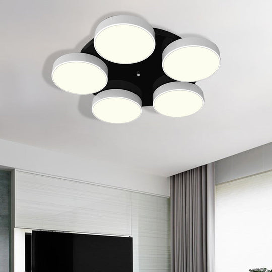 Modern Drum Flush Mount Light with Multiple Heads in Black/White for Study Room