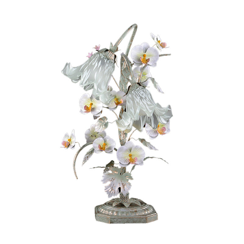 Silver Metal Flower Night Table Lamp - Countryside Nightstand Lighting For Living Room (2 Bulbs)