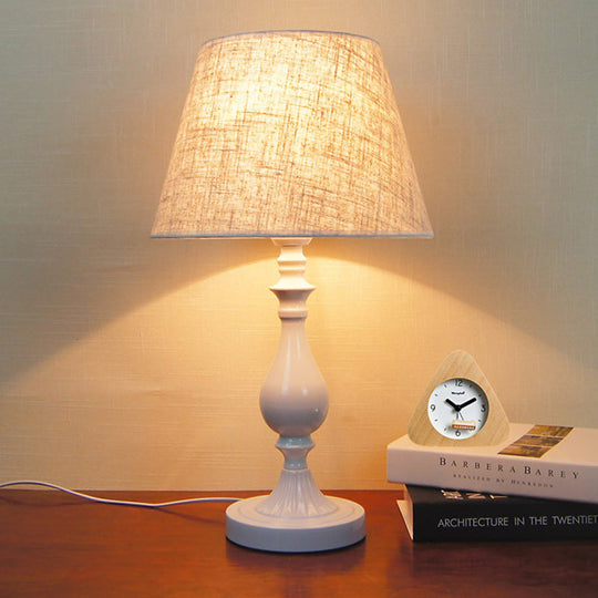 Modernist Metallic Desk Lamp: Urn-Shaped White Table Light With Fabric Shade