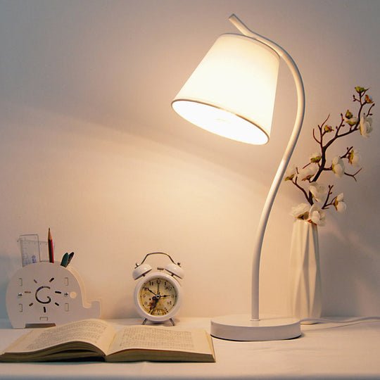 Modern White/Black Study Lamp With Fabric Shade - Tapered Book Light For Reading (1 Bulb) White