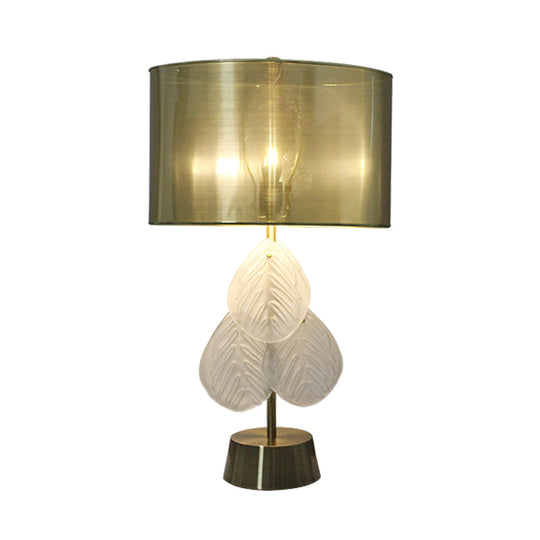 Hand-Cut Crystal Leaf Shape Desk Light - Modern Gold Night Table Lamp