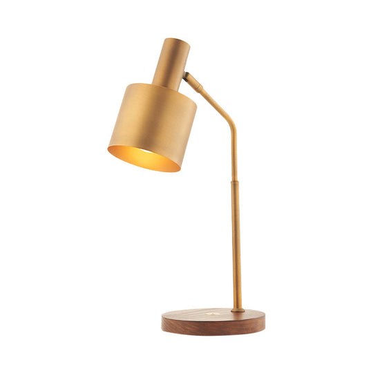 Minimalist Brass Nightstand Lamp With Metal Shade - Perfect For Study Room