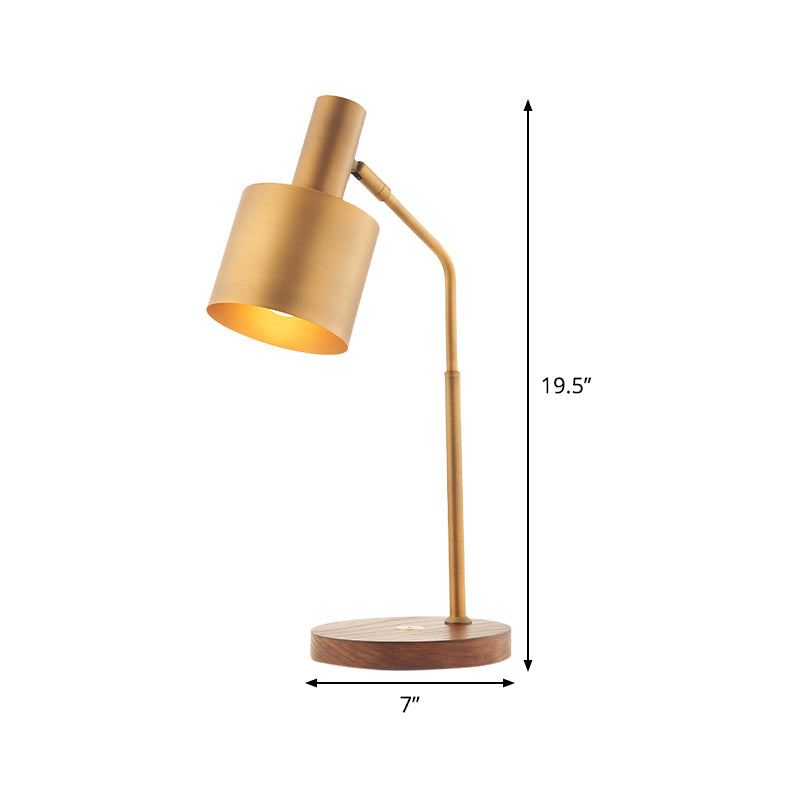 Minimalist Brass Nightstand Lamp With Metal Shade - Perfect For Study Room