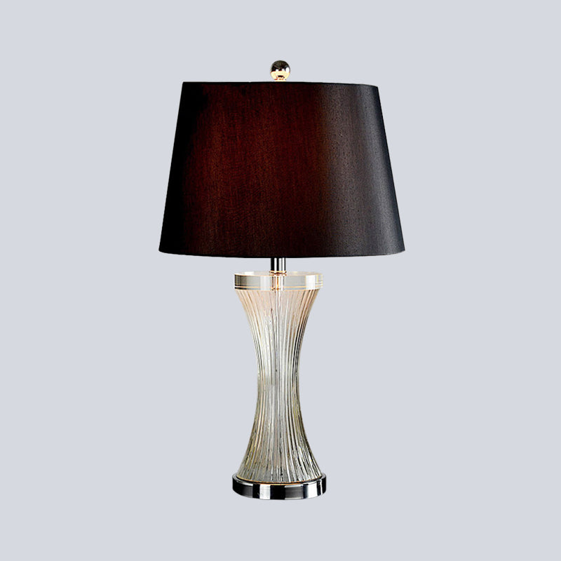 Sleek 1-Head Living Room Table Lamp In Simplicity White/Black With Barrel Fabric Shade