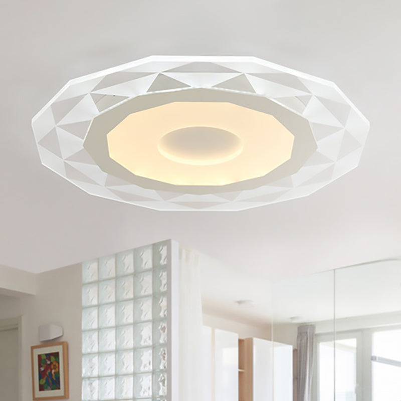 Plafonnier LED moderne pour salon avec abat-jour en acrylique en forme de losange - 16,5"/20,5"/24,5" de large - Plafonnier blanc à lumière chaude/blanche