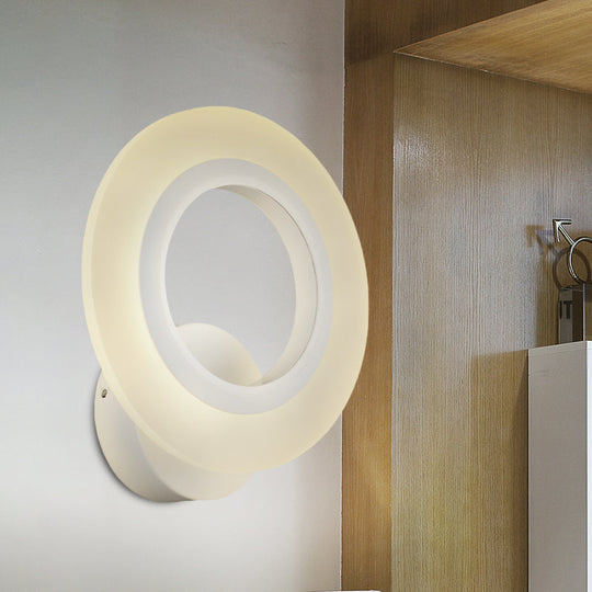 Contemporary Led Wall Sconce Lamp - White Ring Design With Acrylic Shade Warm/White Light