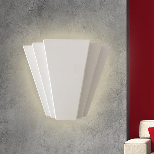 Contemporary Led Iron Wall Sconce White Sector Flush Mount Light - White/Warm Lighting /