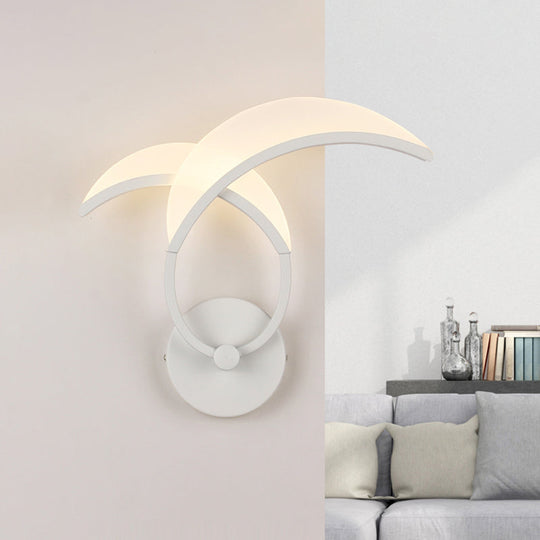 Minimalist Led Metallic Wall Sconce - White Double Curved Linear Design Warm/White Light /