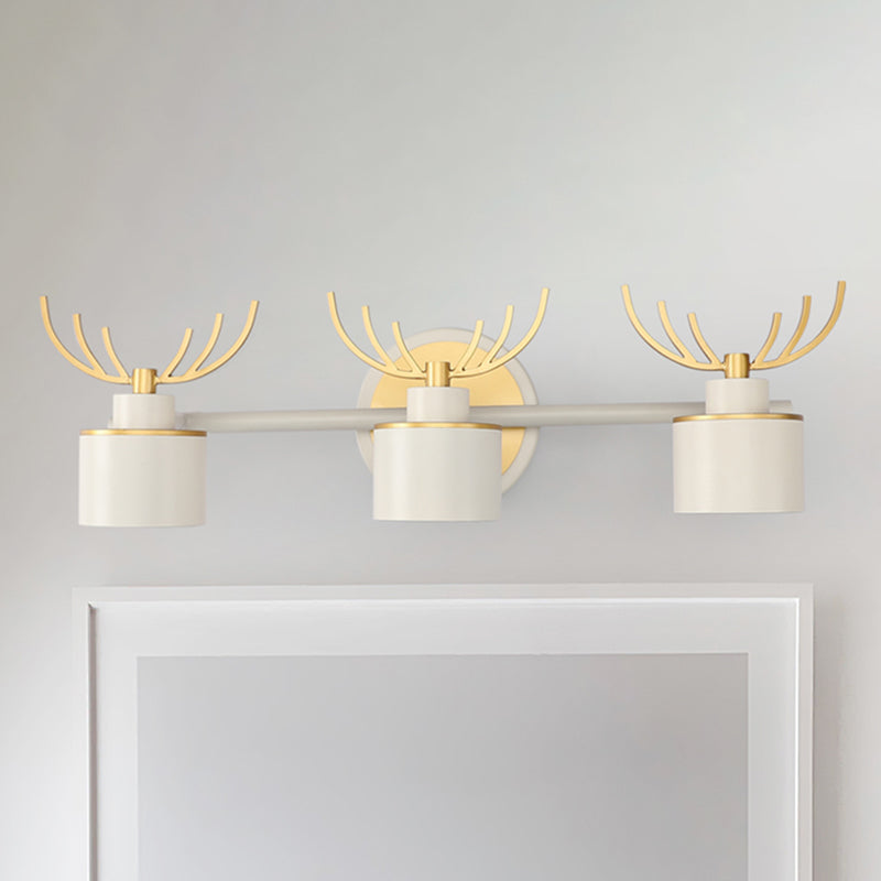 Modernist Elk Design 3-Head Metal Wall Sconce In White For Living Room Lighting