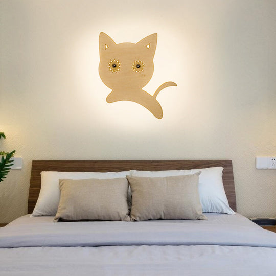 Animal Led Wall Sconce For Kids Rooms And Corridors In Beige Wood Finish